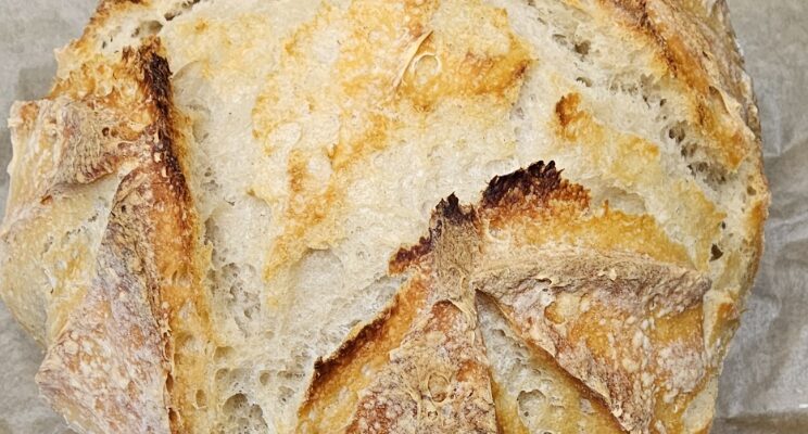 Easy Straightforward Sourdough Bread